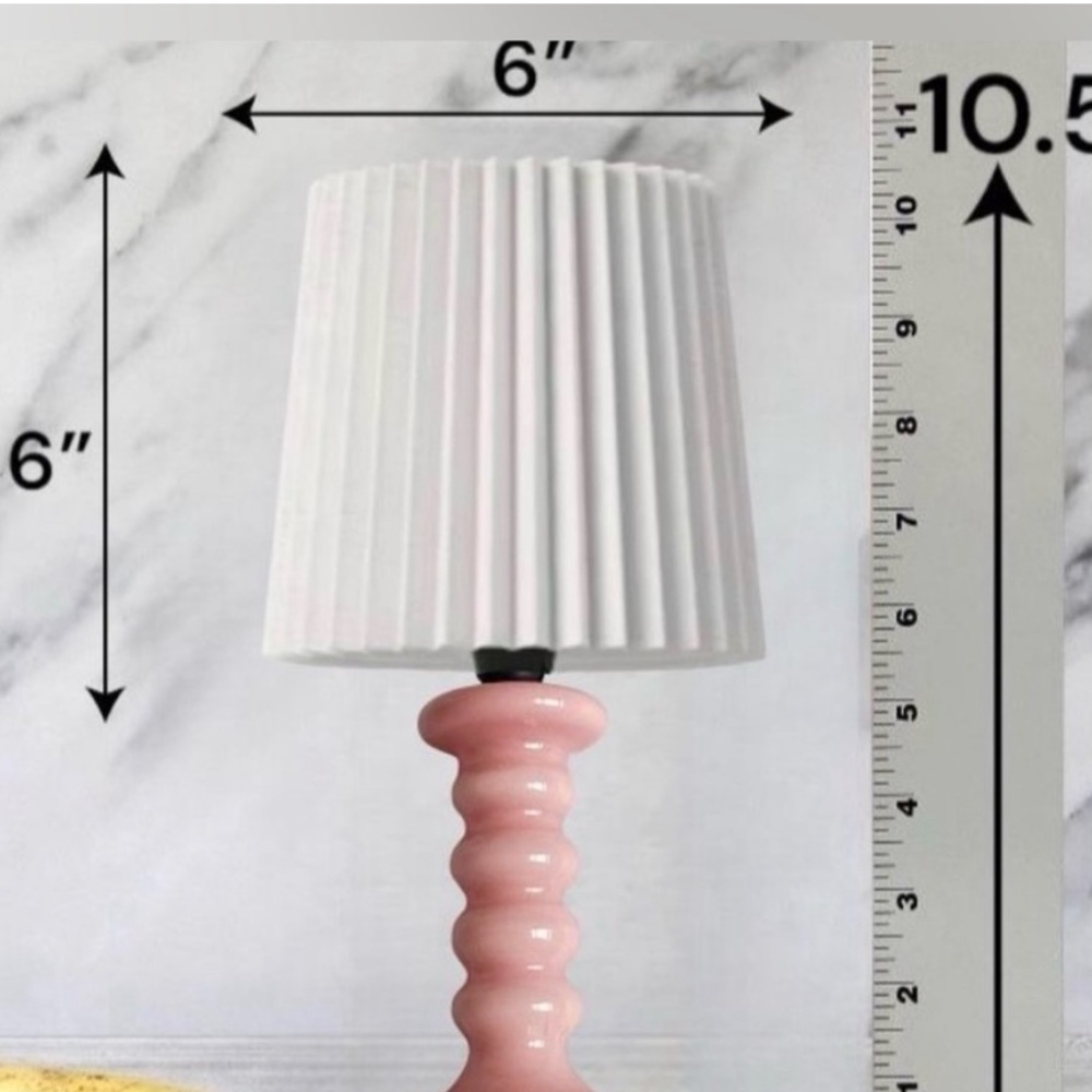 2!!!! ROOM ESSENTIALS NWT Mini stick lamps -pink -6.5” - Picture 5 of 6